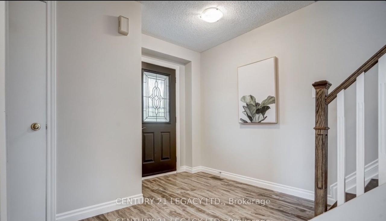 Photo 3 of Unit Upper, 339 Lewis Drive W, Orangeville — HOMEH