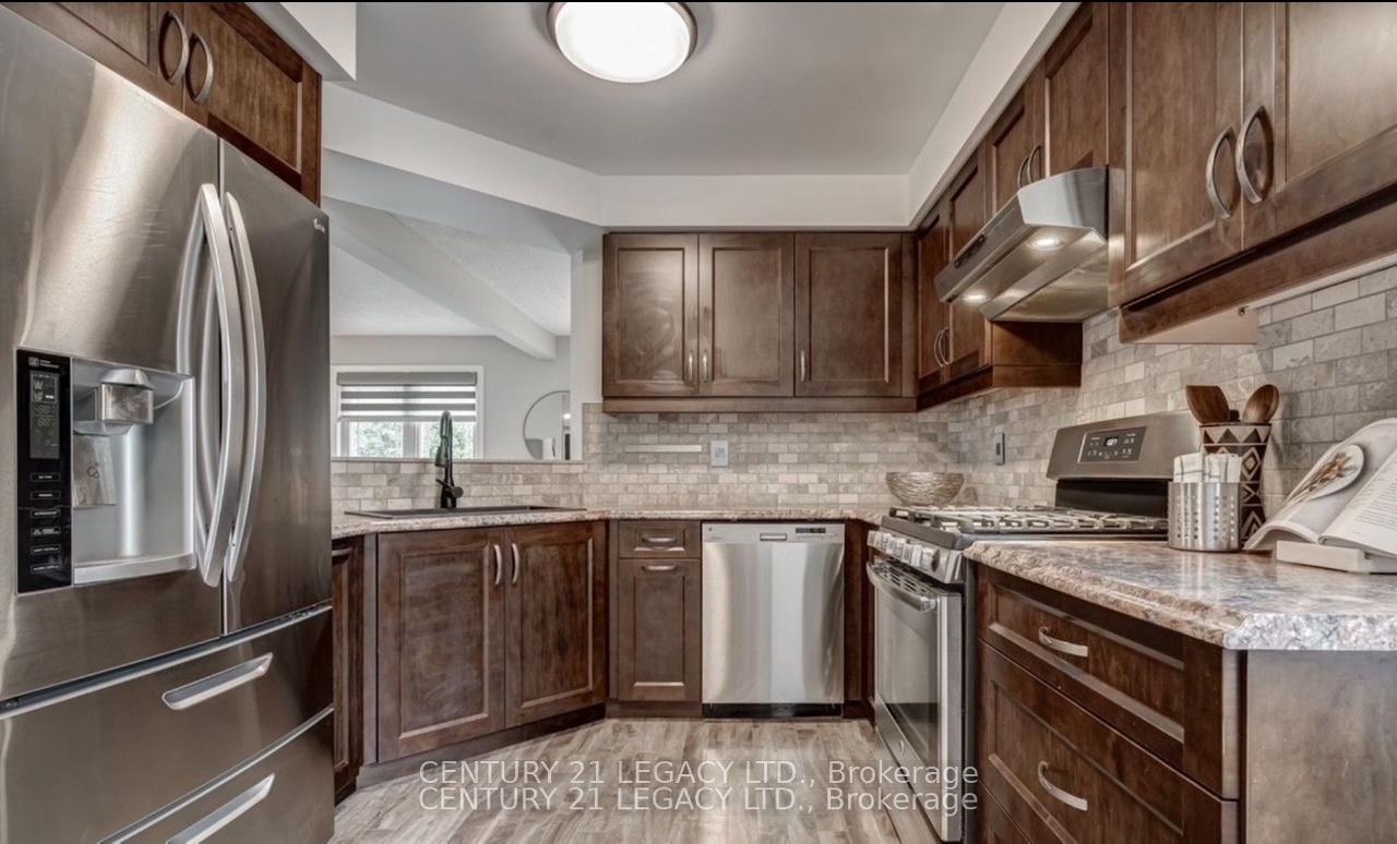 Photo 6 of Unit Upper, 339 Lewis Drive W, Orangeville — HOMEH