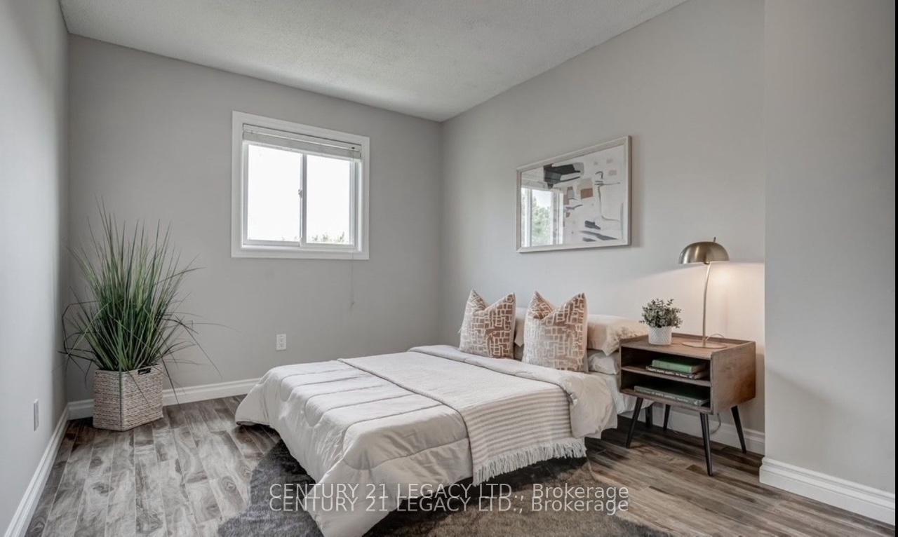Photo 7 of Unit Upper, 339 Lewis Drive W, Orangeville — HOMEH