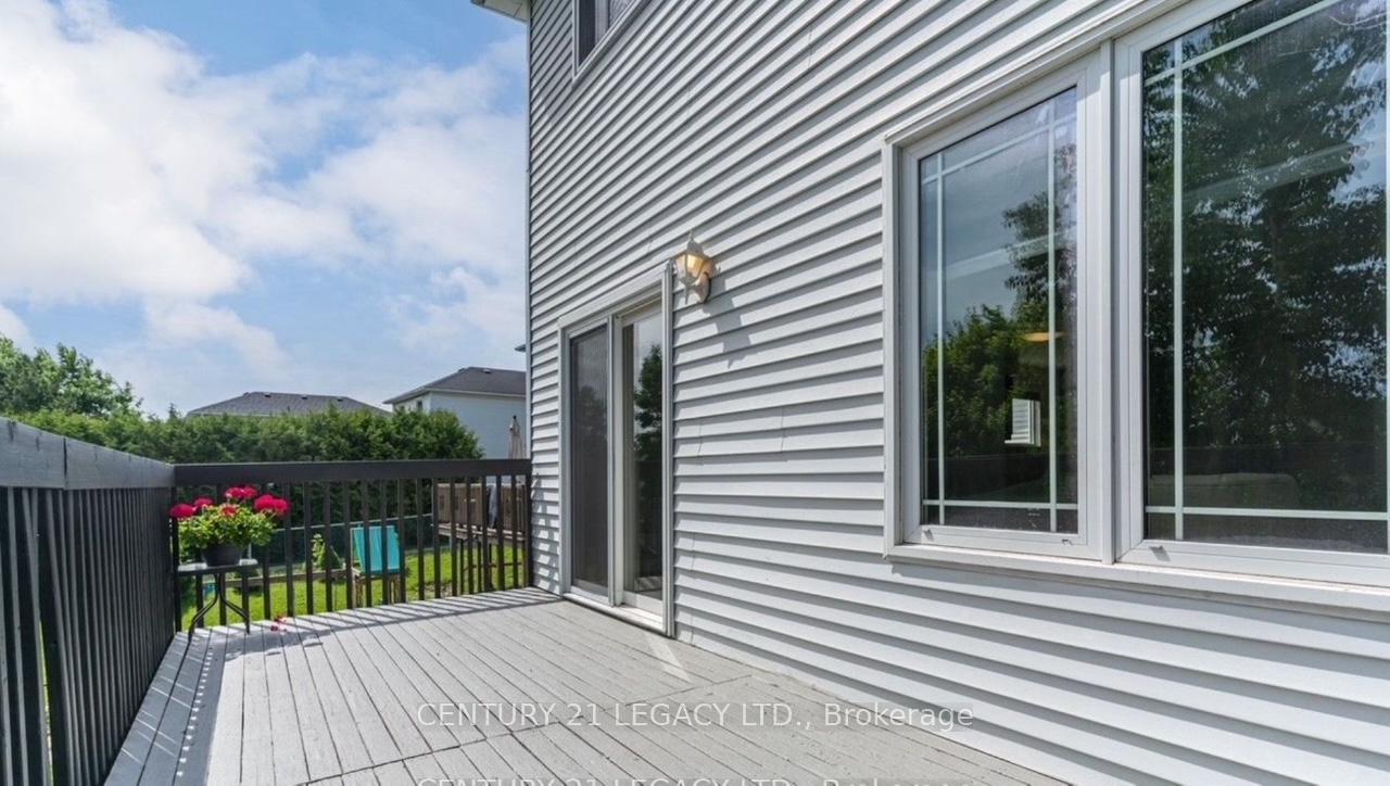 Photo 12 of Unit Upper, 339 Lewis Drive W, Orangeville — HOMEH