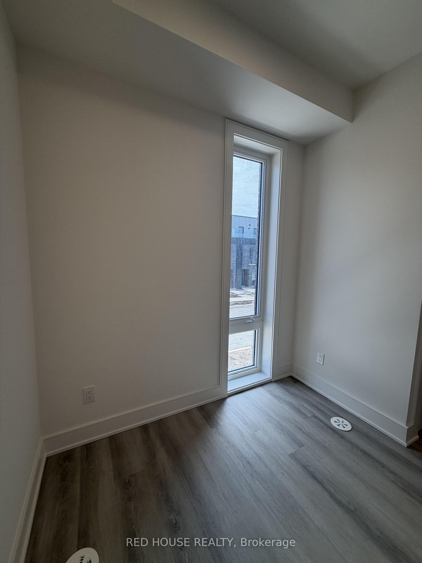 Photo 16 of 143 Everett Common, St. Catharines, Oakdale — HOMEH