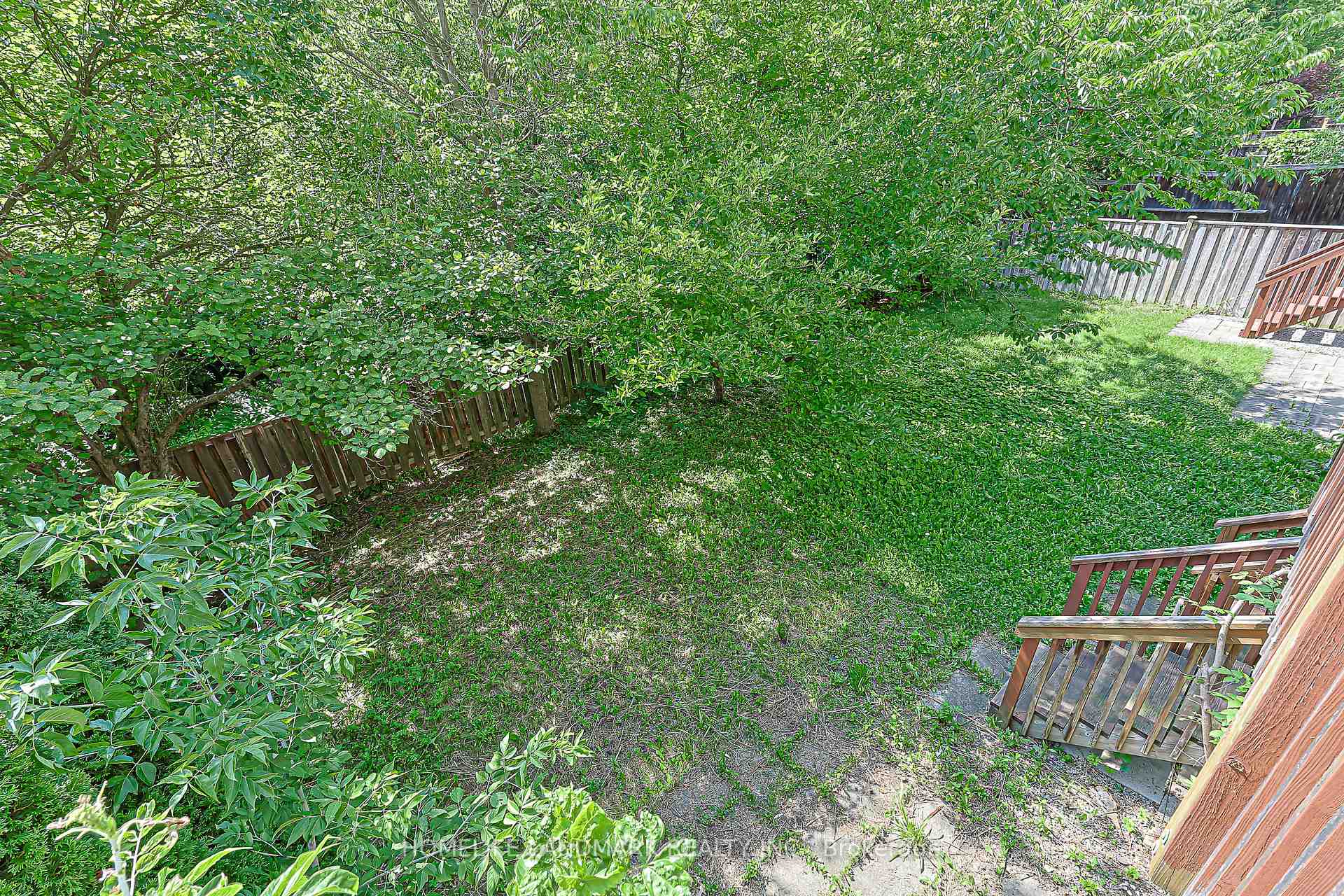 Photo 16 of 38 Romance Drive, Richmond Hill, Rouge Woods — HOMEH