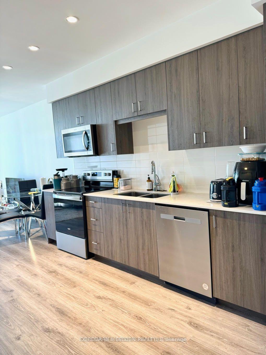Photo 14 of Unit 1905, 15 Glebe Street, Cambridge, St. Andrews Estates — HOMEH