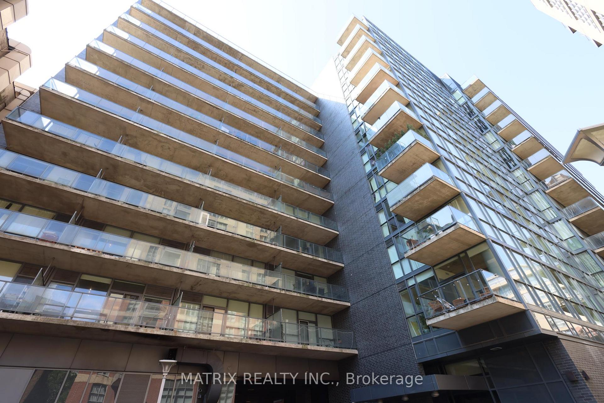 Photo of Unit 911, 478 King Street W