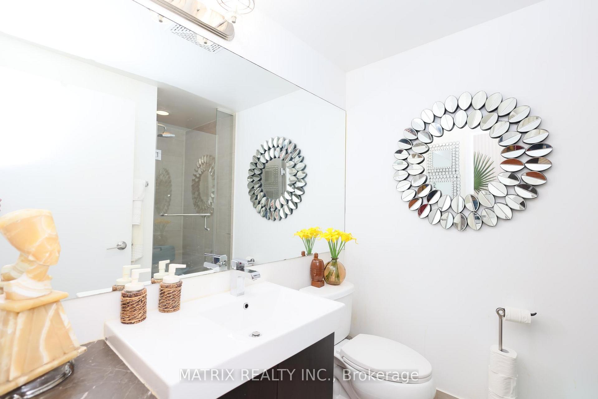 Photo 11 of Unit 911, 478 King Street W, Toronto, Waterfront Communities — HOMEH