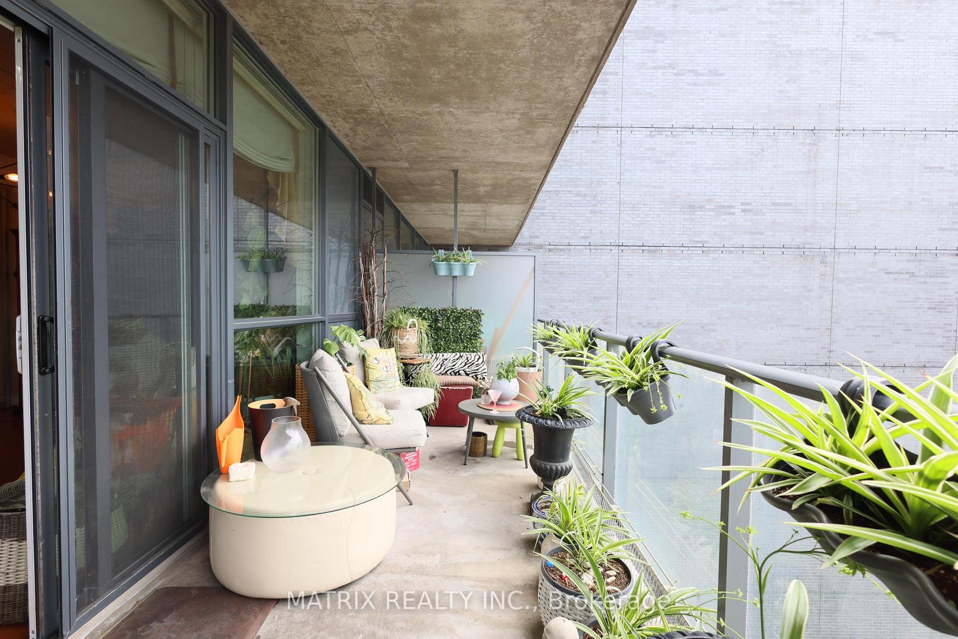 Photo 12 of Unit 911, 478 King Street W, Toronto, Waterfront Communities — HOMEH