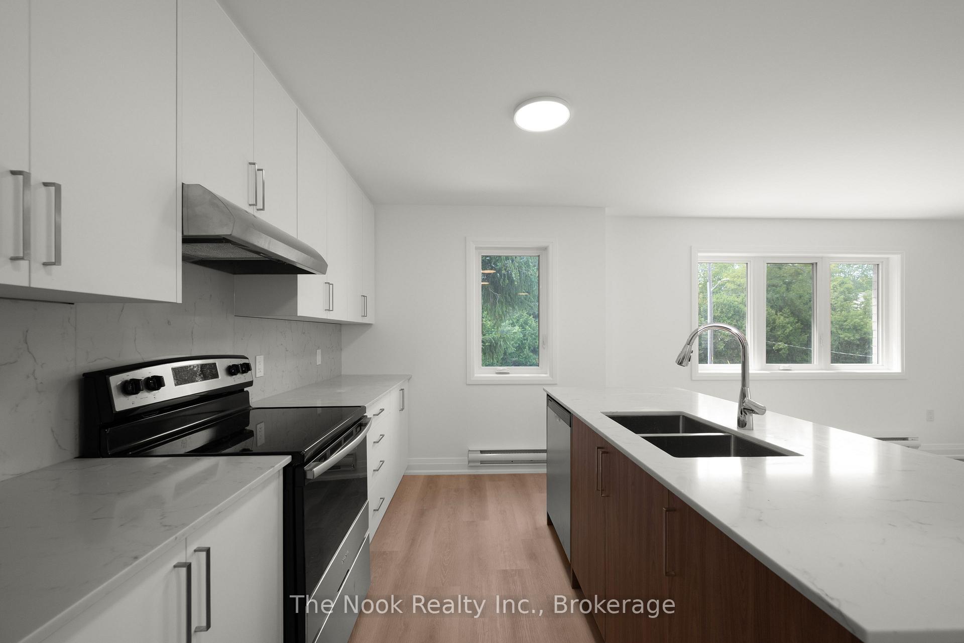 Photo 17 of Unit 3, 399 Thorton Road N, Oshawa, McLaughlin — HOMEH