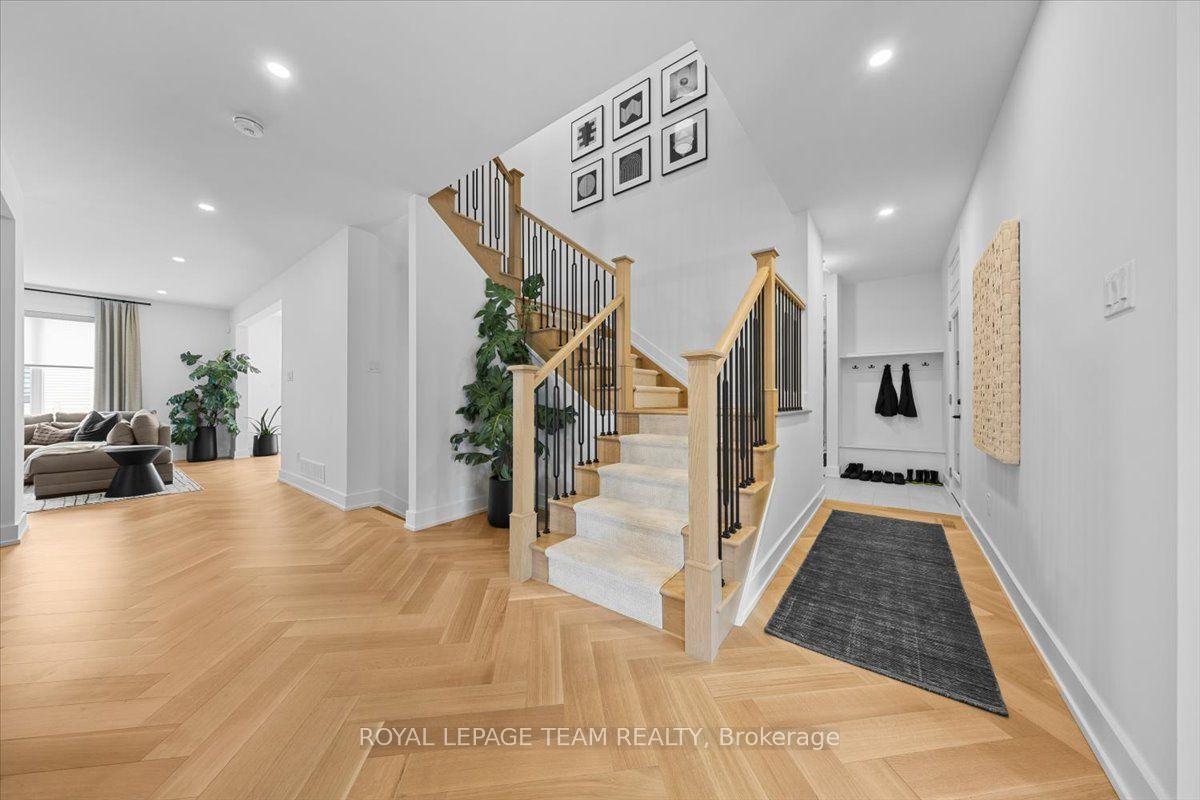 Photo 31 of 6022 Homecraft Street, Ottawa, Goulbourn Twp From Franktown Rd/South To Rideau — HOMEH