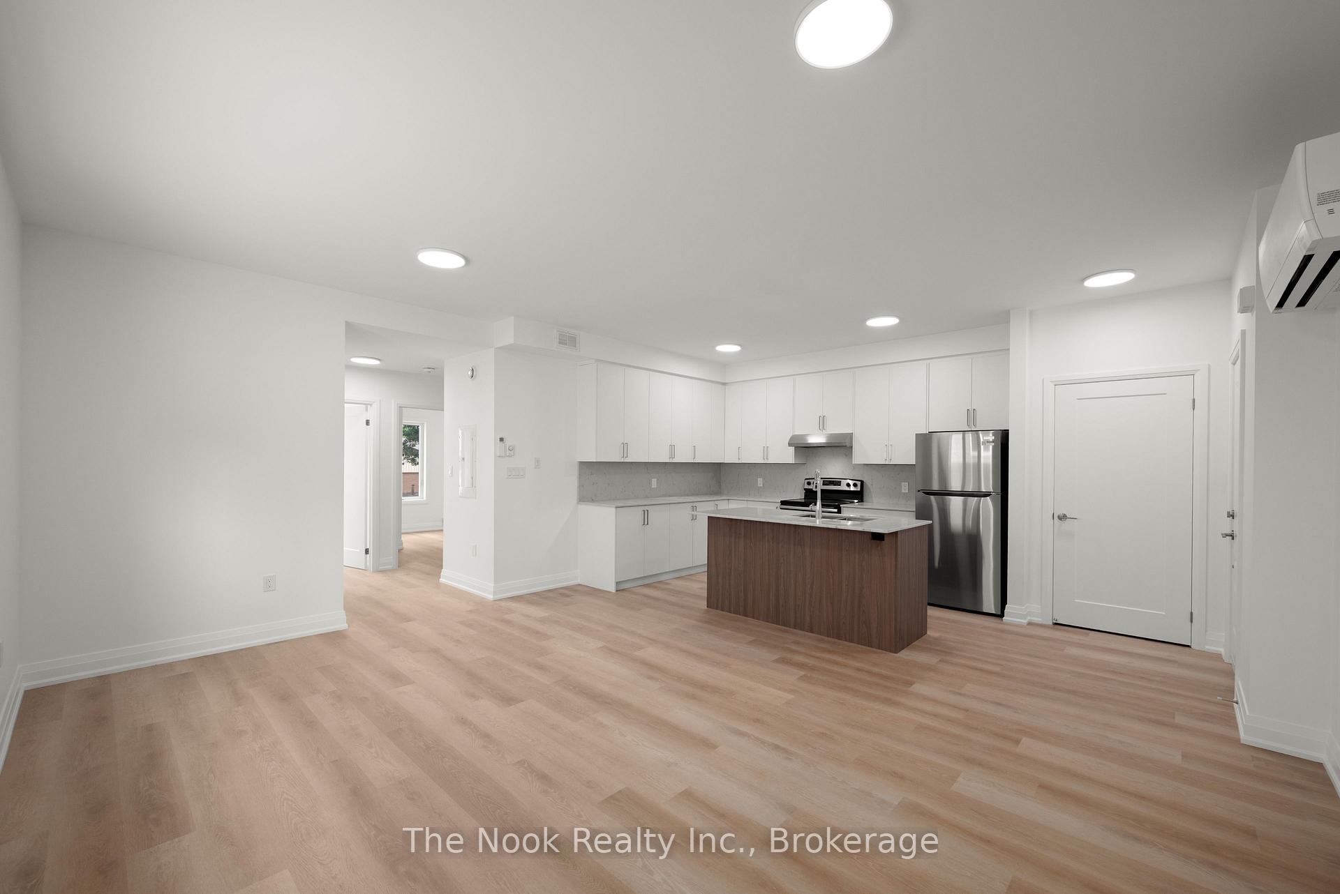 Photo 10 of Unit 2, 399 Thorton Road N, Oshawa, McLaughlin — HOMEH