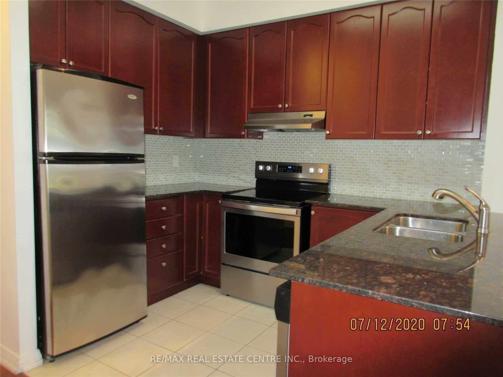 Photo 6 of Unit TH#111, 220 Forum Drive, Mississauga, Hurontario — HOMEH
