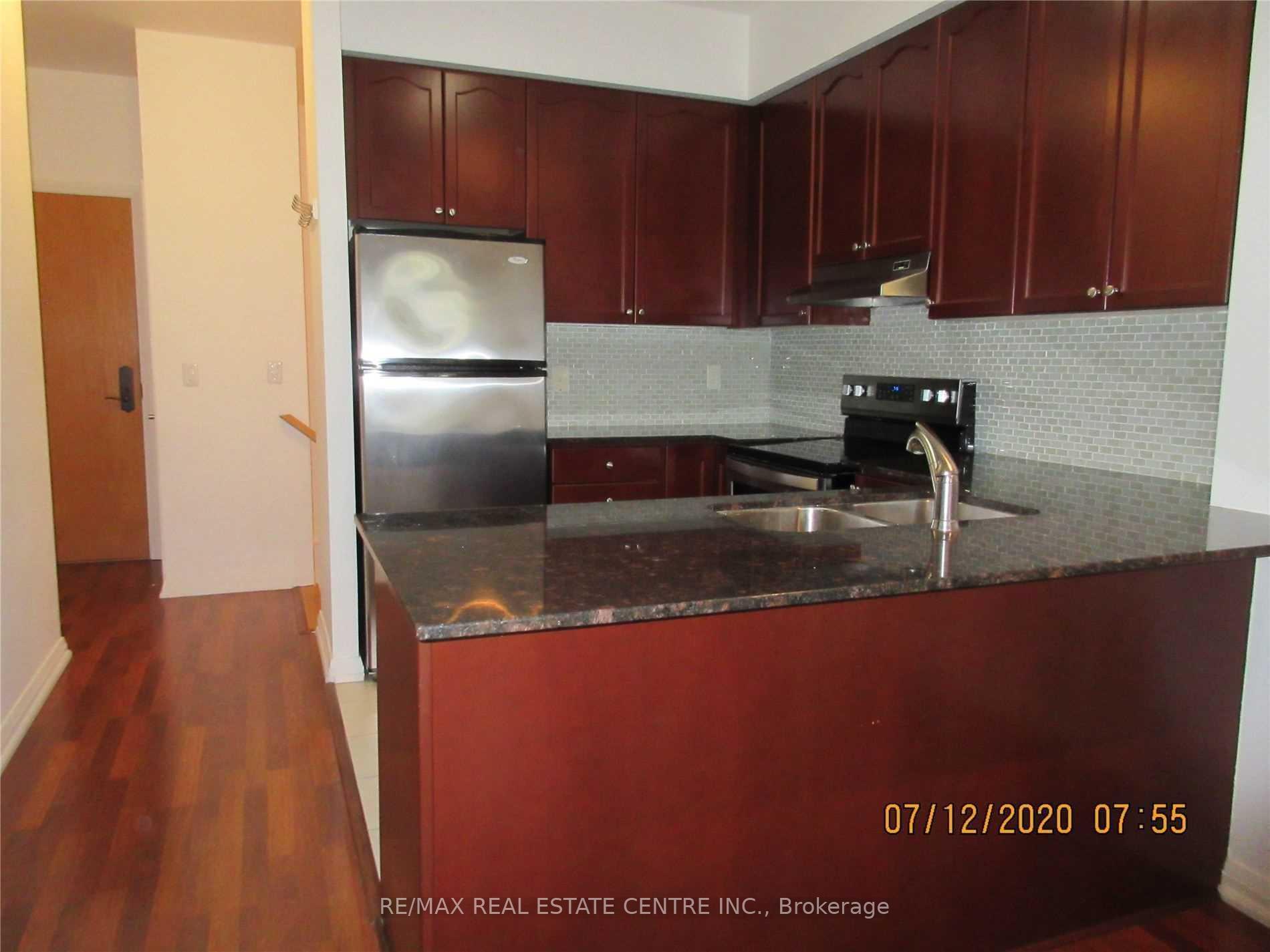 Photo 8 of Unit TH#111, 220 Forum Drive, Mississauga, Hurontario — HOMEH