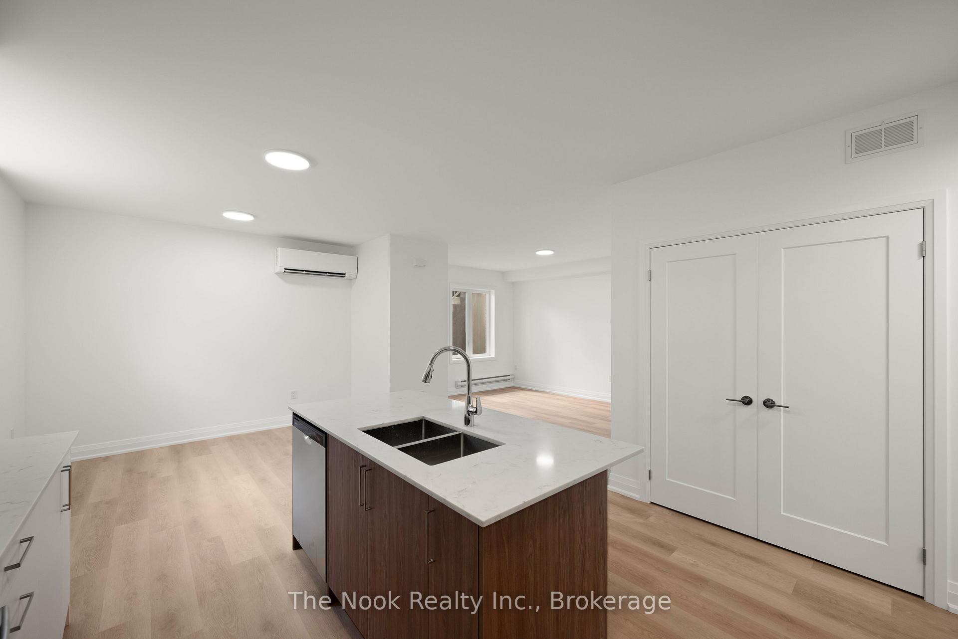 Photo 18 of Unit 1, 399 Thorton Road N, Oshawa, McLaughlin — HOMEH