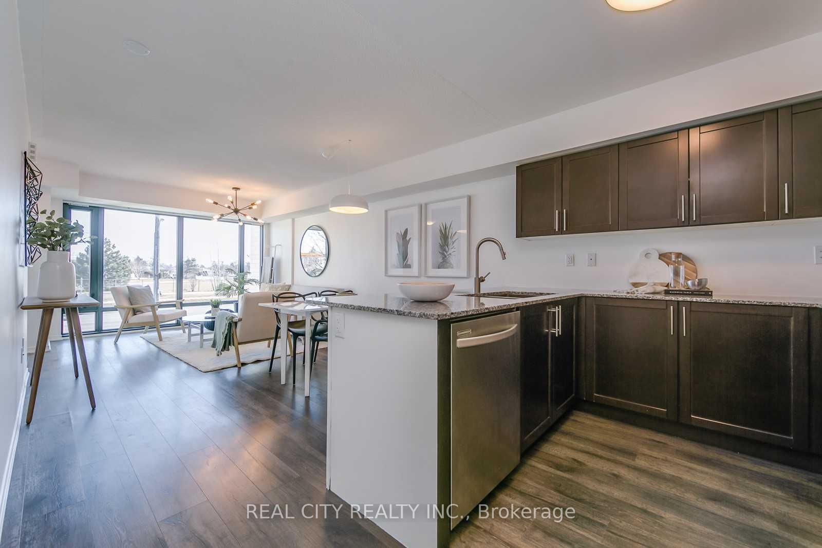 Photo 7 of Unit 510, 142 Widdicombe Hill Boulevard, Etobicoke, Willowridge-Martingrove-Richview — HOMEH