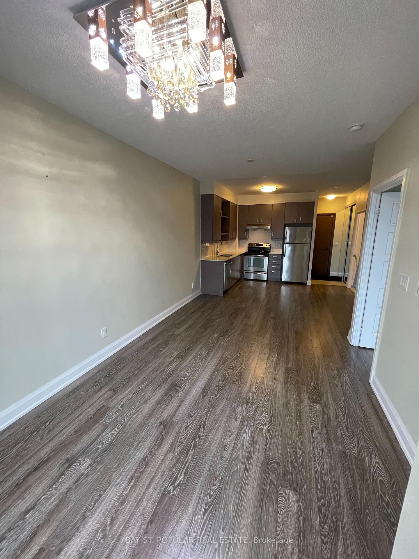 Photo 7 of Unit 527, 8228 Birchmount Road, Markham, Unionville — HOMEH