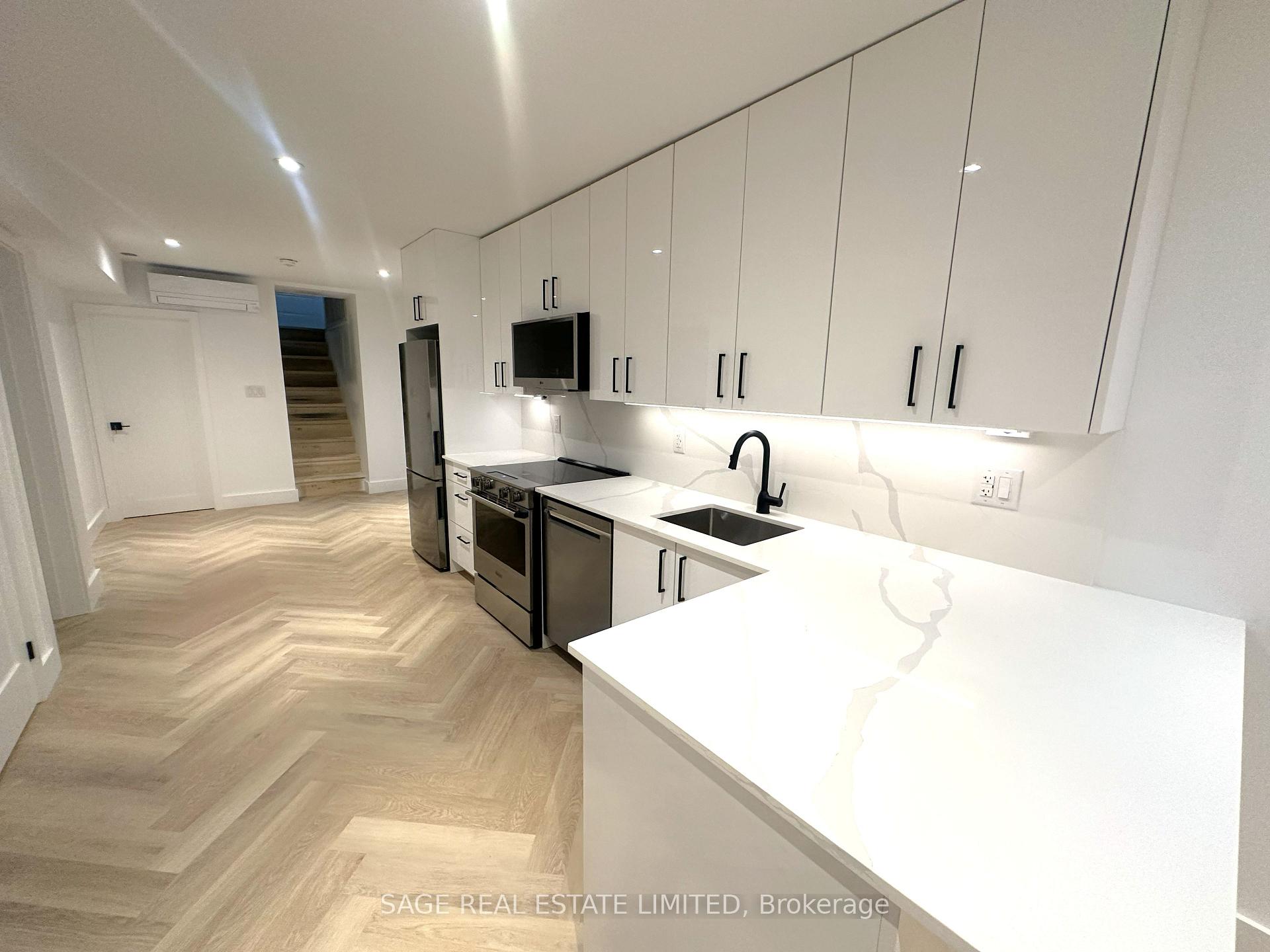 Photo 6 of Unit lower, 328 Rusholme Road, Toronto, Dufferin Grove — HOMEH