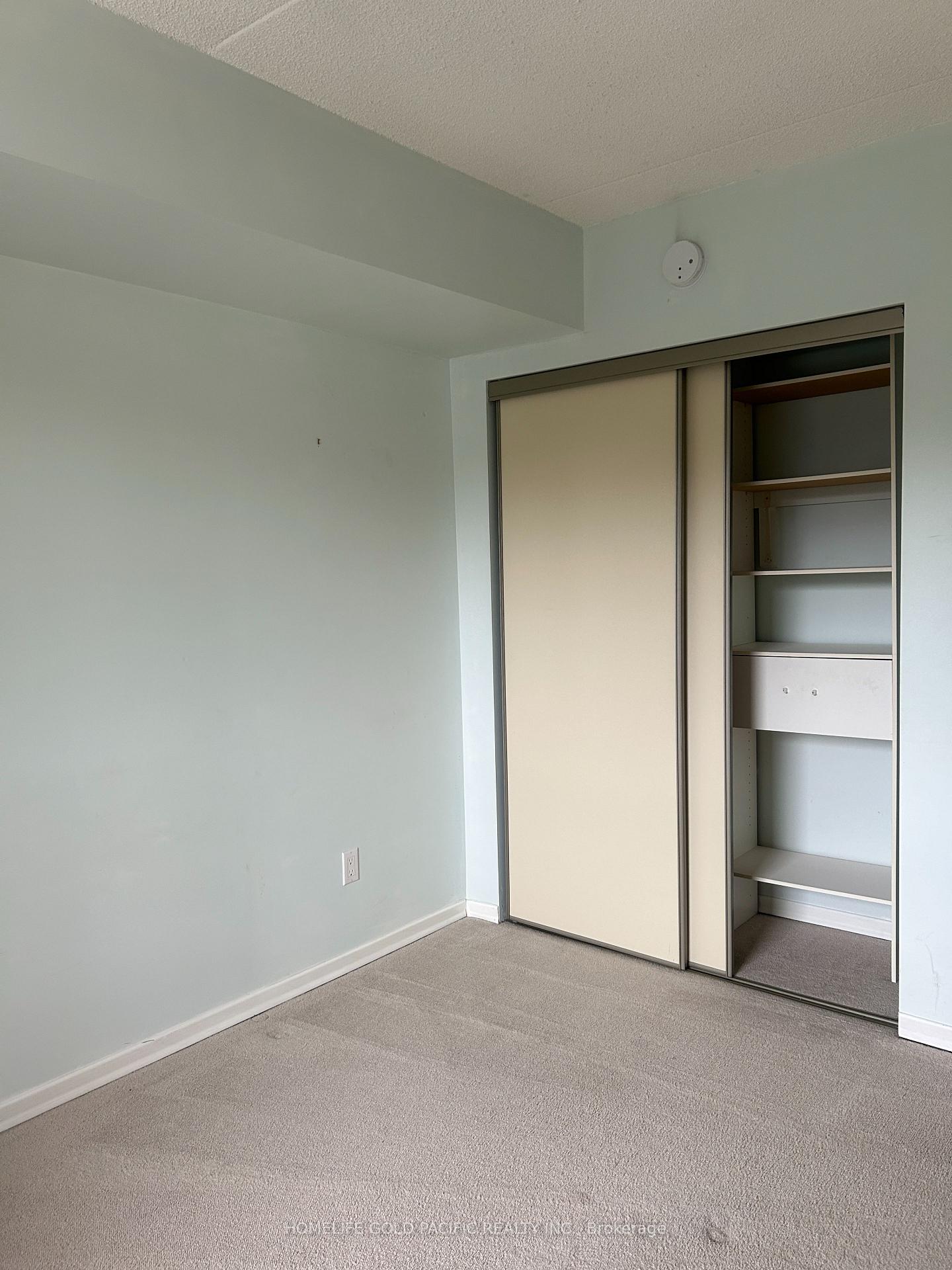 Photo 11 of Unit 310, 160 Wellington Street E, Aurora, Aurora Village — HOMEH