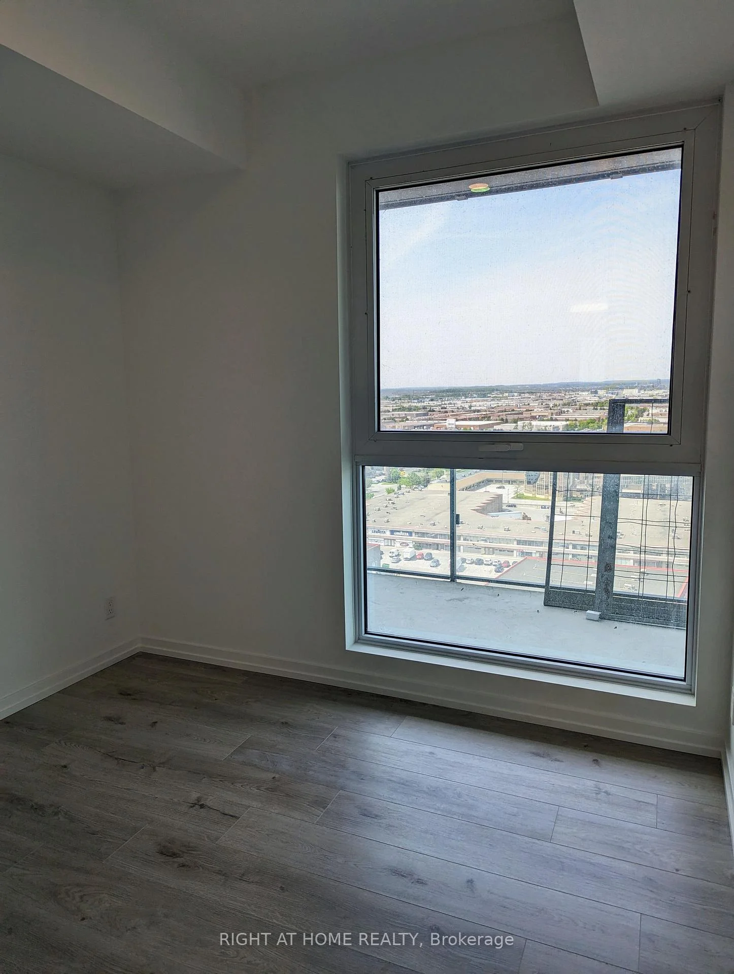 Photo 46 of 7890 Jane Street, Vaughan, Concord — HOMEH
