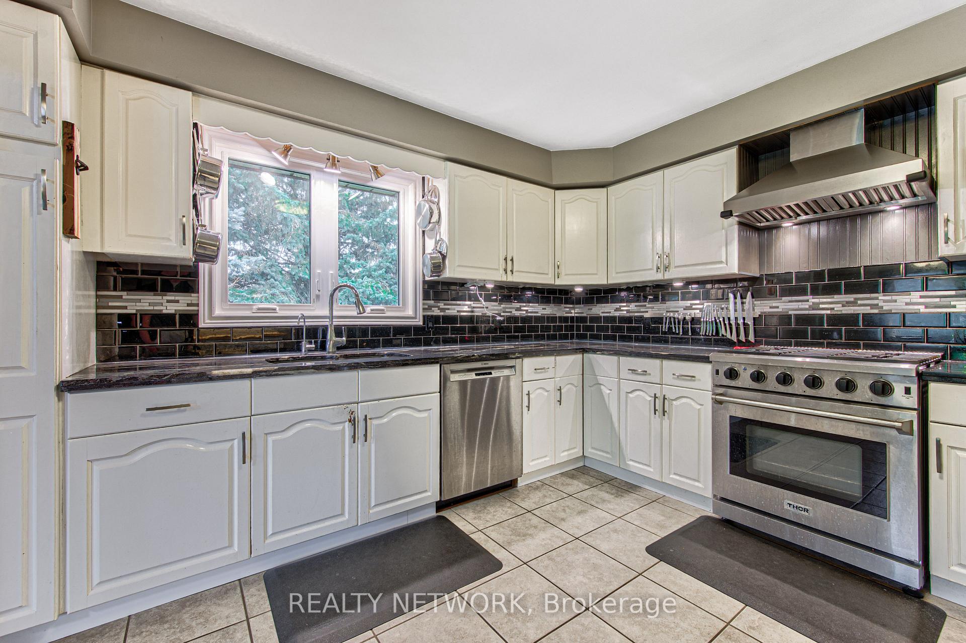 Photo 15 of 40 Peter Street, Brant, Brantford Twp — HOMEH