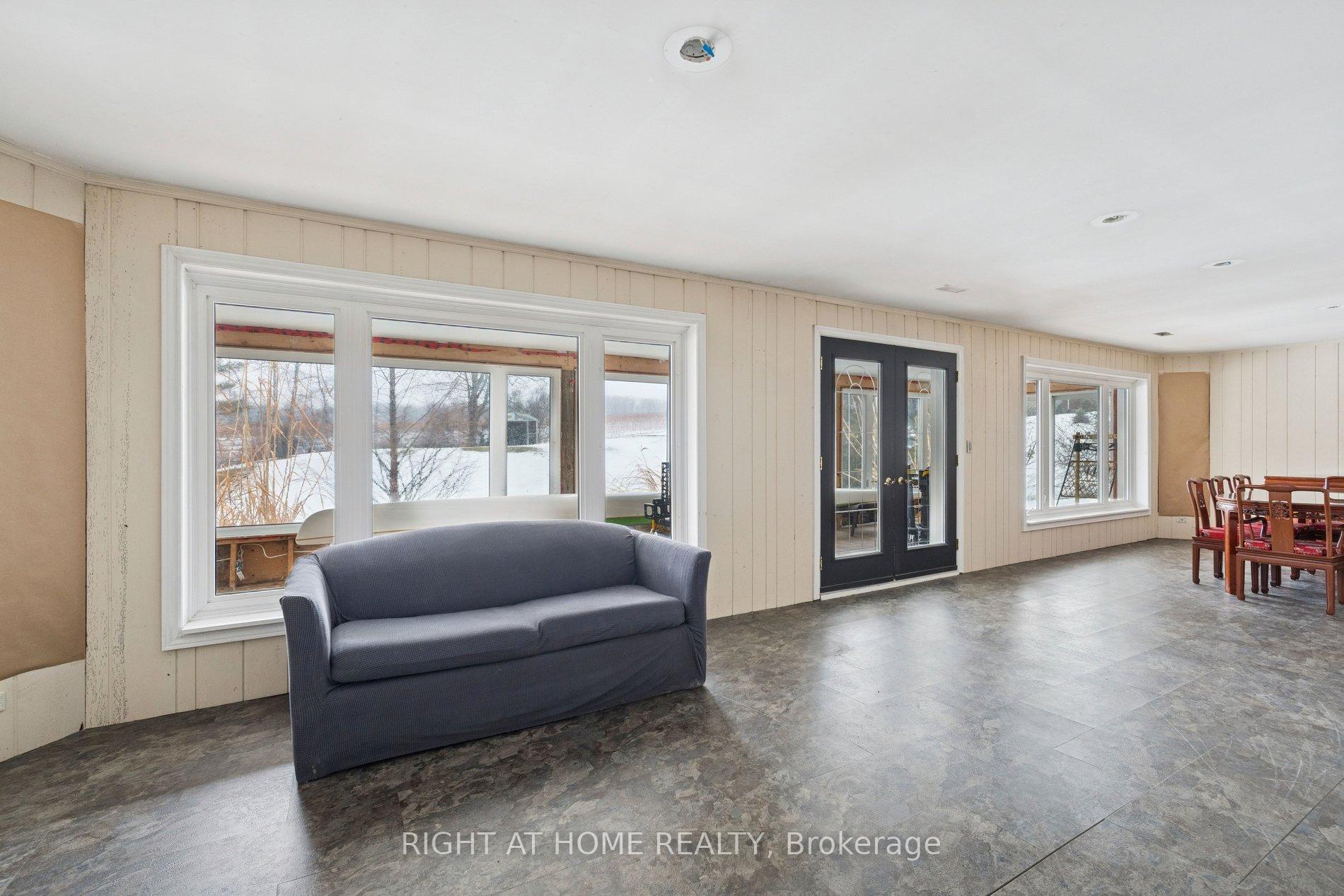 Photo 8 of 4451 Thirty Road, Lincoln, Beamsville — HOMEH