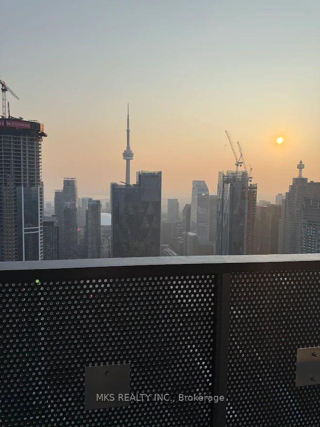 Photo 5 of Unit PH212, 55 Cooper Street, Toronto, Waterfront Communities — HOMEH