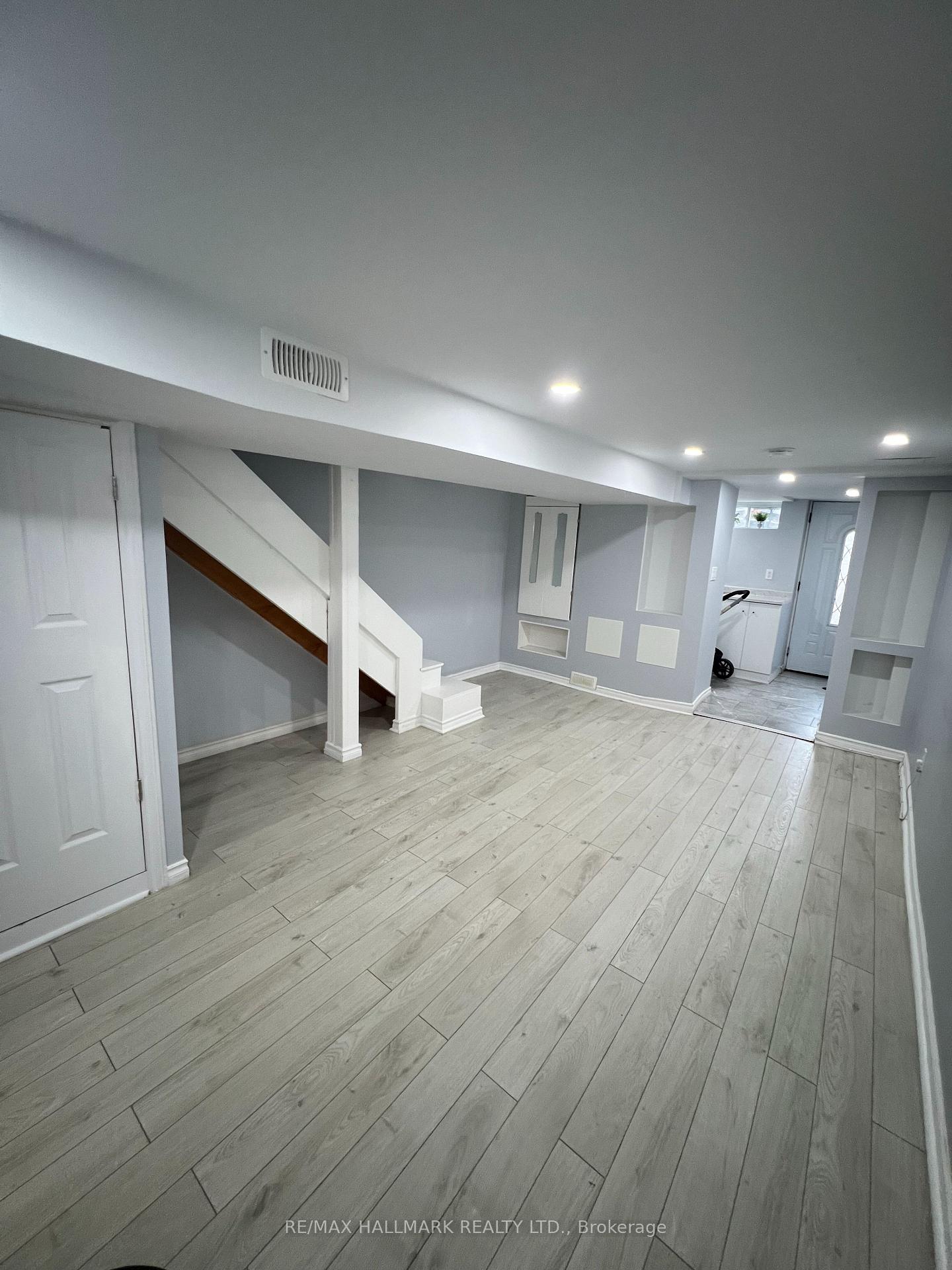 Photo 7 of Unit #Basement, 102 Barton Avenue, Toronto, The Annex — HOMEH