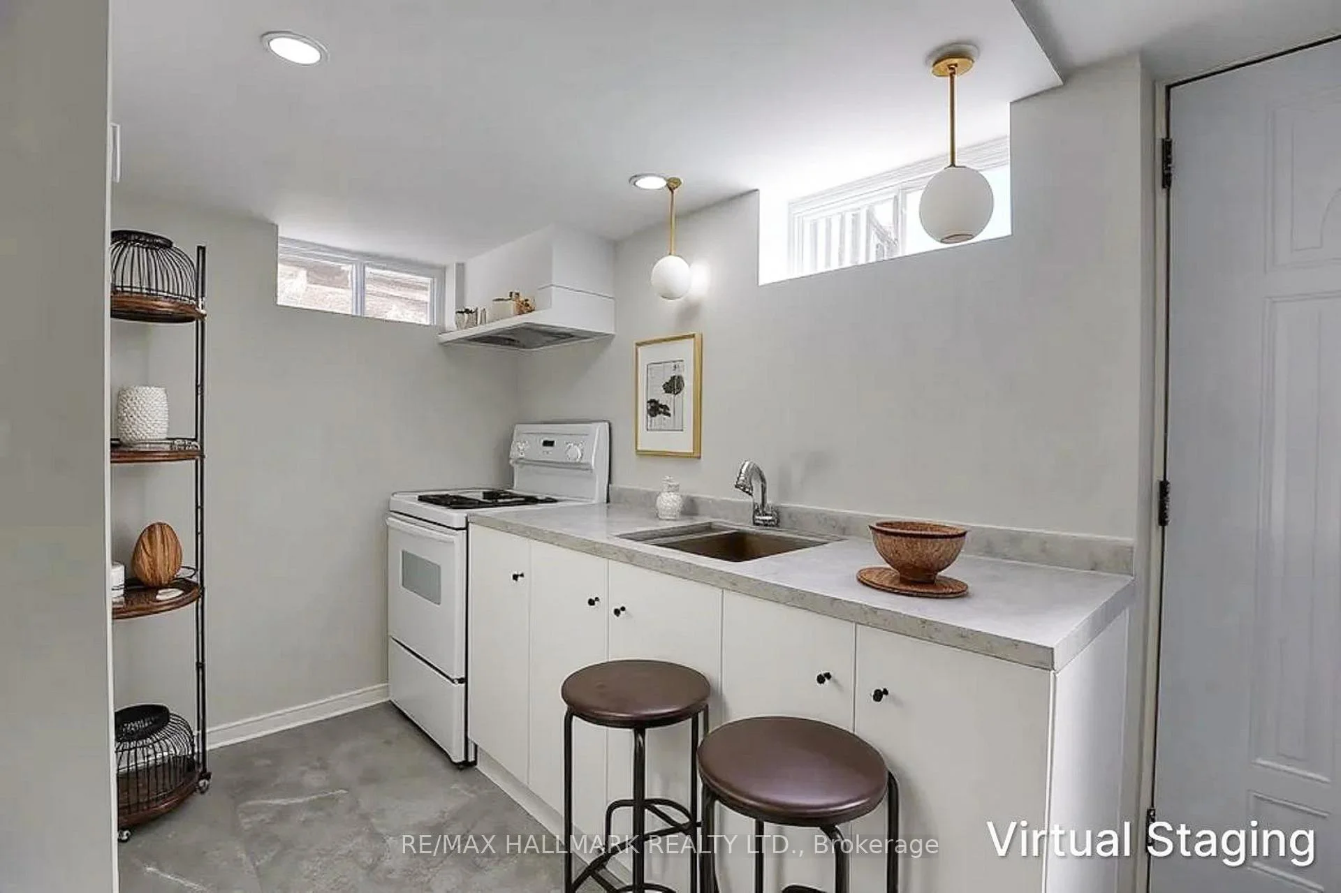 Photo 3 of Unit #Basement, 102 Barton Avenue, Toronto, The Annex — HOMEH