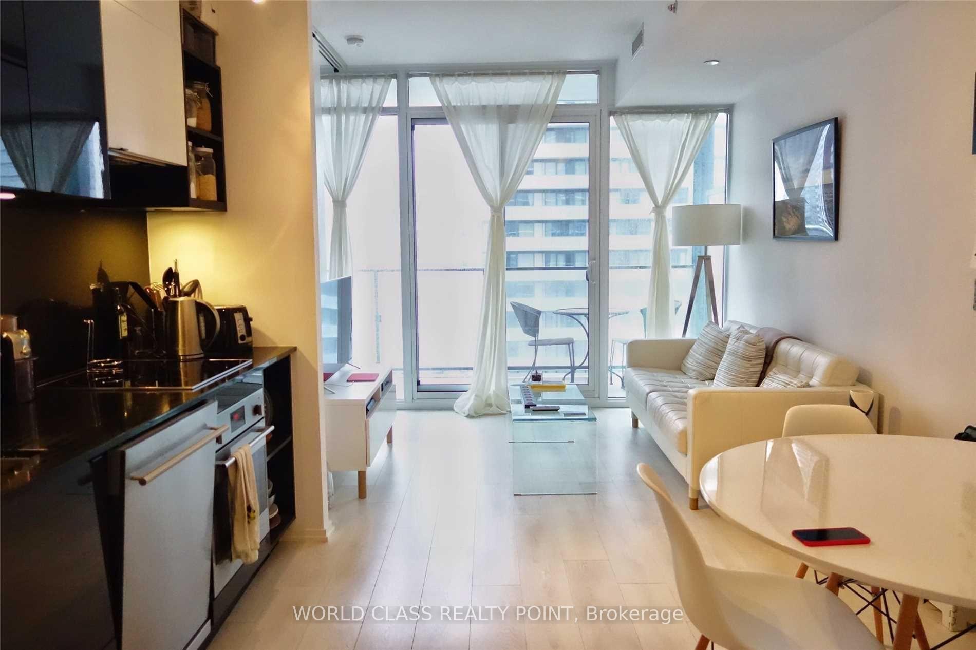 Photo 8 of Unit 1510, 125 Peter Street, Toronto, Waterfront Communities — HOMEH