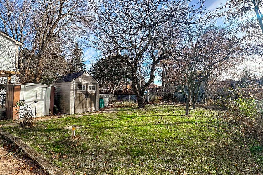 Photo 3 of Unit upper, 57 Lillooet Crescent, Richmond Hill, North Richvale — HOMEH