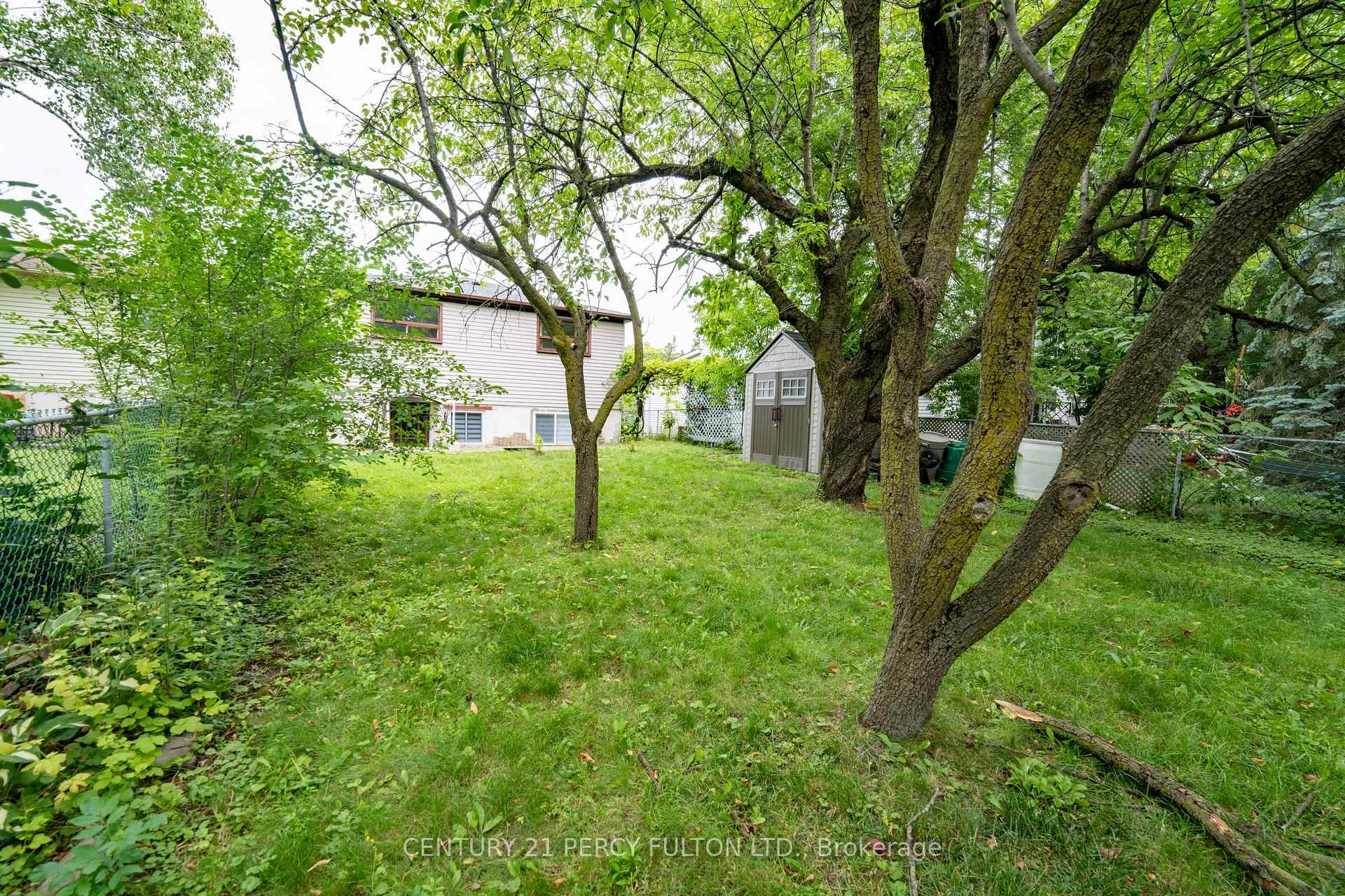 Photo 31 of Unit upper, 57 Lillooet Crescent, Richmond Hill, North Richvale — HOMEH
