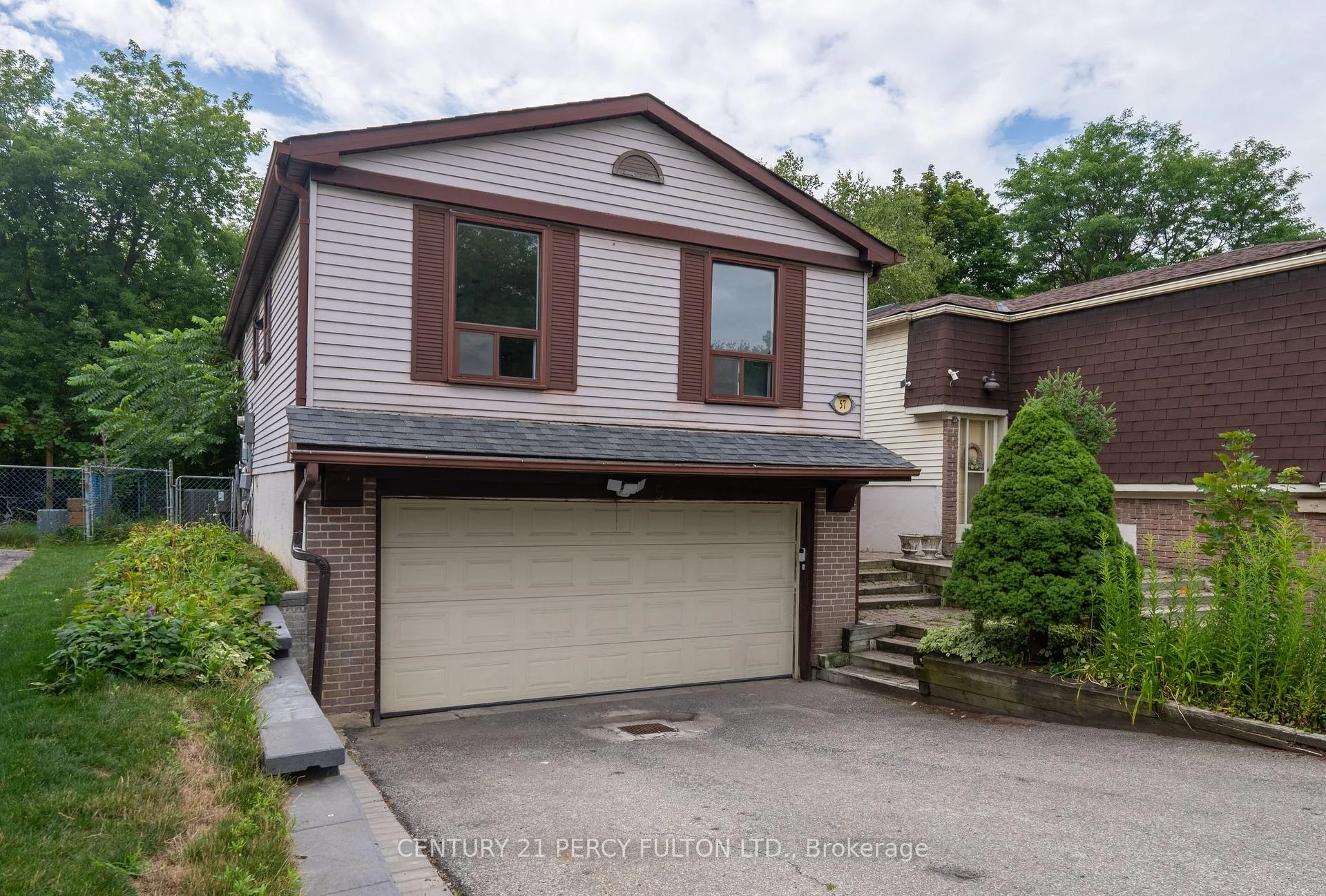 Photo 35 of Unit upper, 57 Lillooet Crescent, Richmond Hill, North Richvale — HOMEH