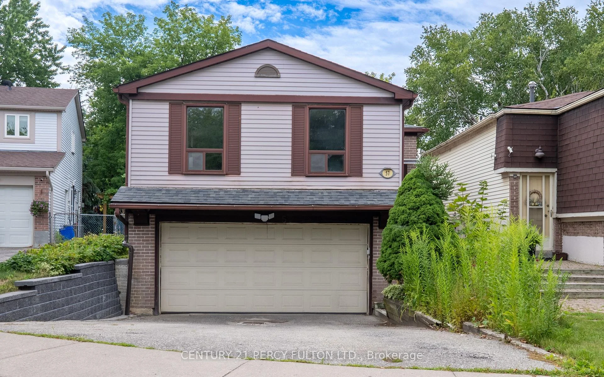 Photo 37 of Unit upper, 57 Lillooet Crescent, Richmond Hill, North Richvale — HOMEH