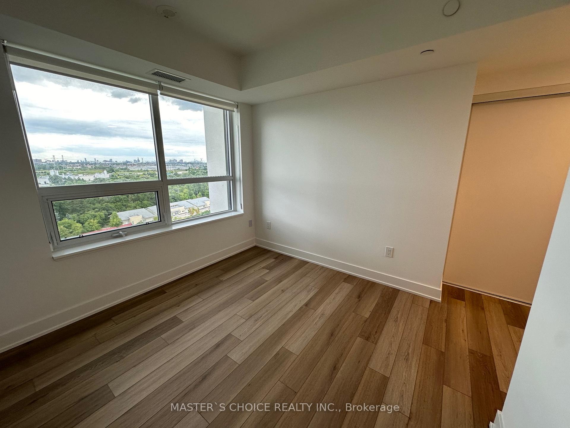 Photo 11 of Unit 1705, 8 Cedarland Drive, Markham, Unionville — HOMEH