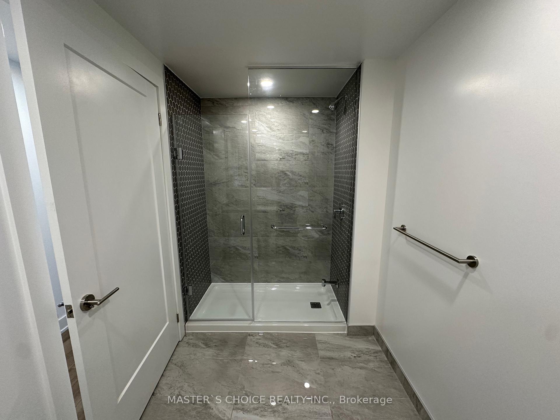 Photo 16 of Unit 1705, 8 Cedarland Drive, Markham, Unionville — HOMEH
