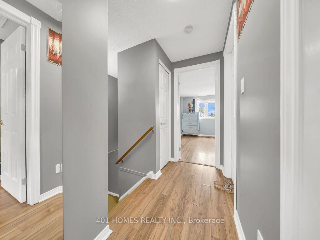 Photo 29 of 37 Activa Avenue, Kitchener, Laurentian Hills — HOMEH
