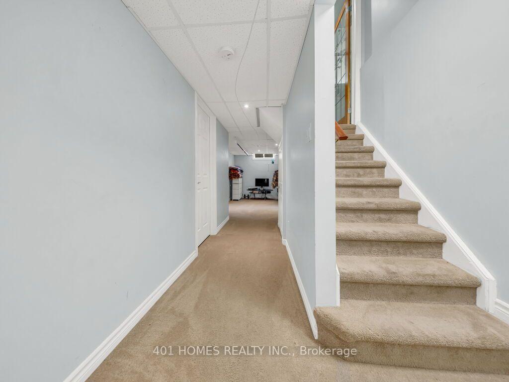 Photo 31 of 37 Activa Avenue, Kitchener, Laurentian Hills — HOMEH