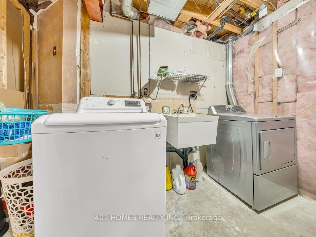 Photo 34 of 37 Activa Avenue, Kitchener, Laurentian Hills — HOMEH