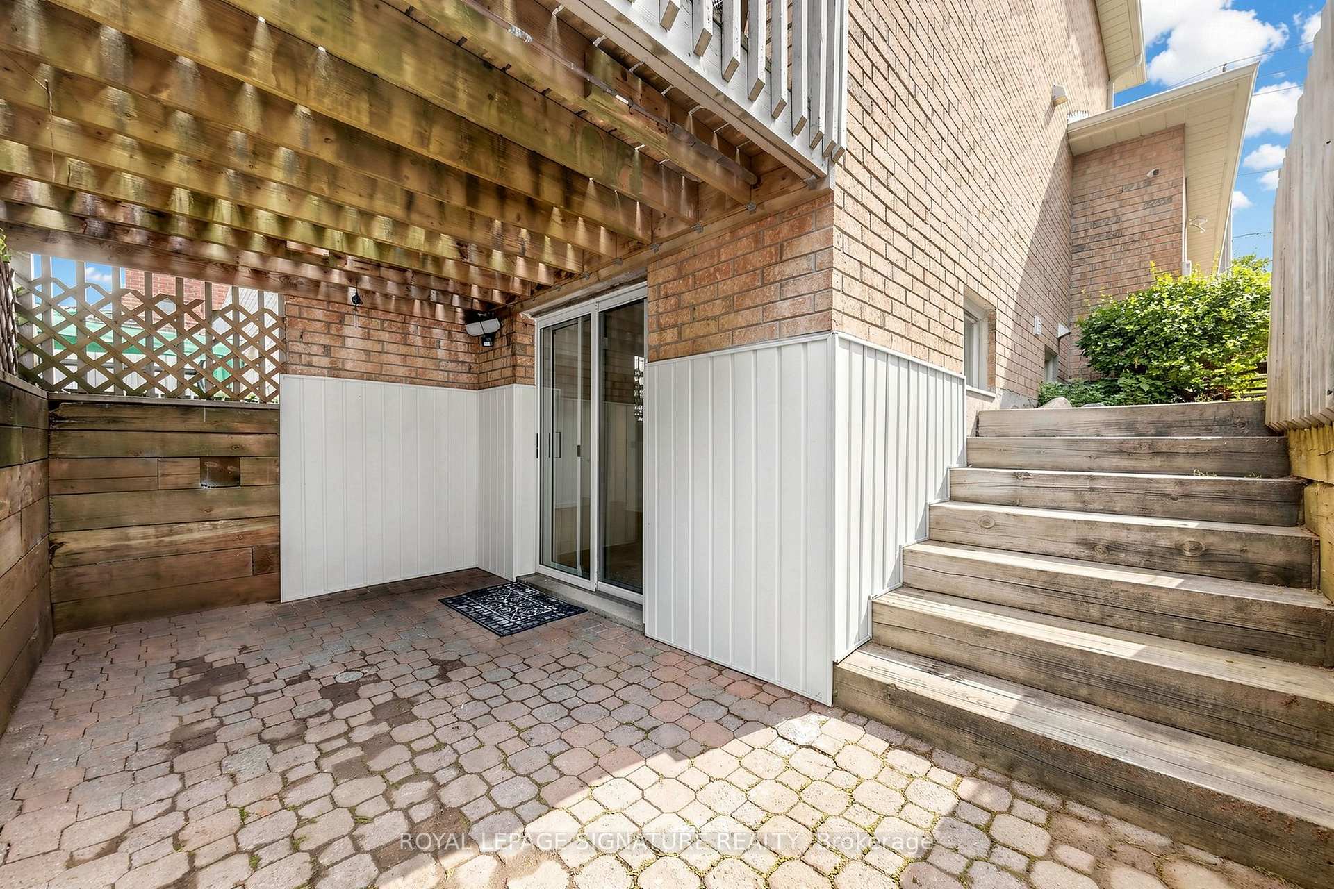 Photo 2 of Unit Basement, 156 Centennial Road, Scarborough, Centennial Scarborough — HOMEH