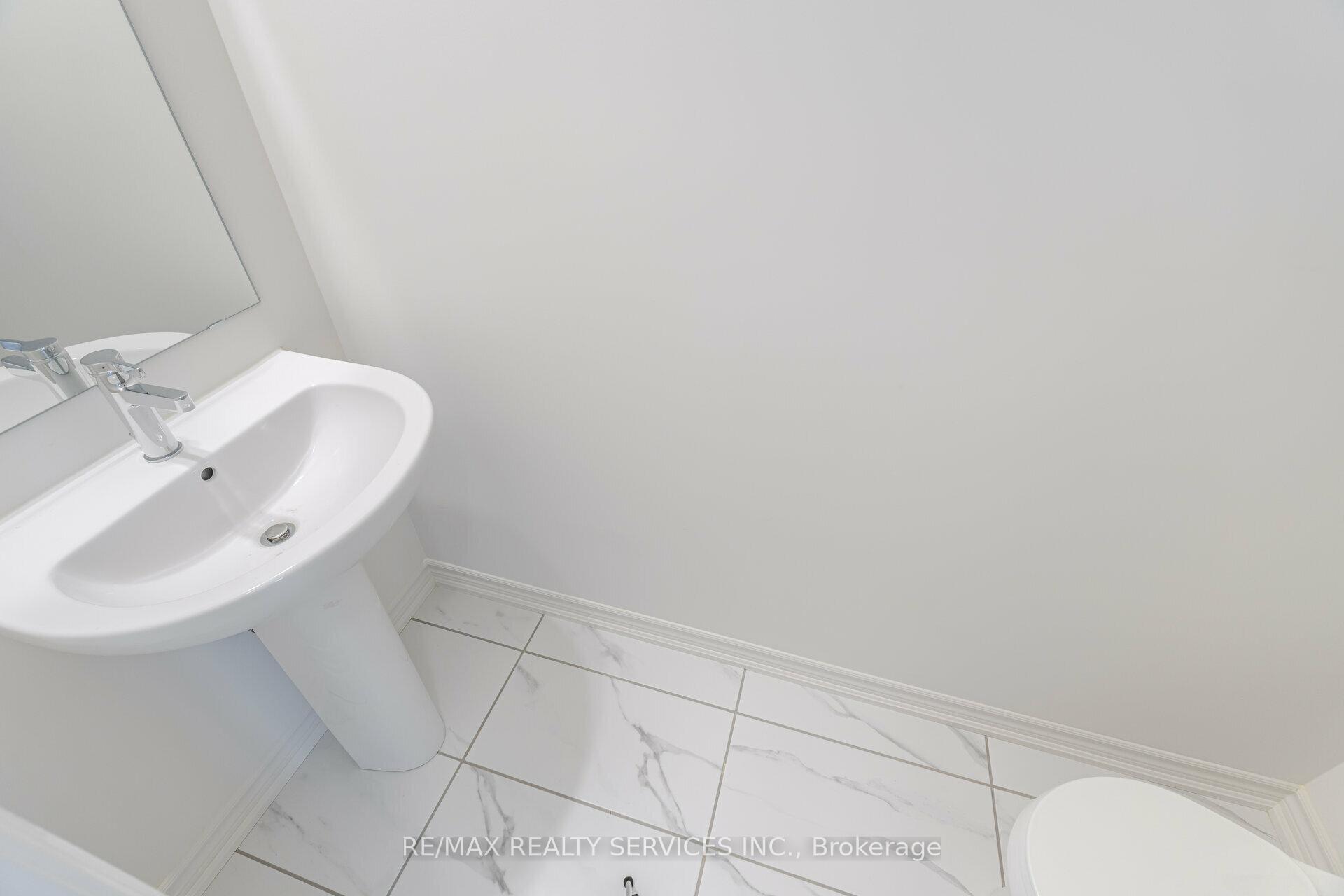 Photo 20 of 7 sandhill Crescent N, Adjala-Tosorontio, Colgan — HOMEH