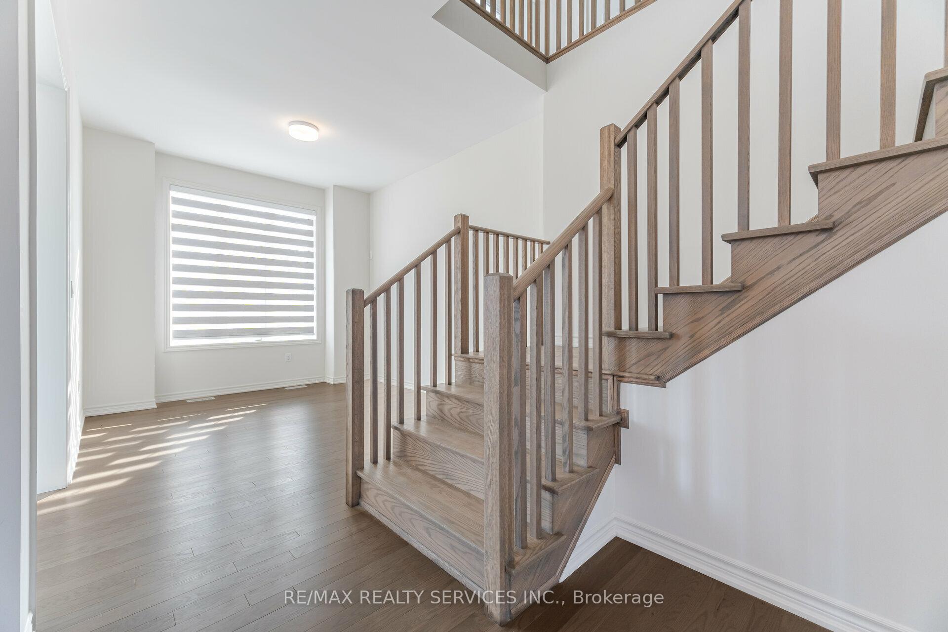 Photo 22 of 7 sandhill Crescent N, Adjala-Tosorontio, Colgan — HOMEH