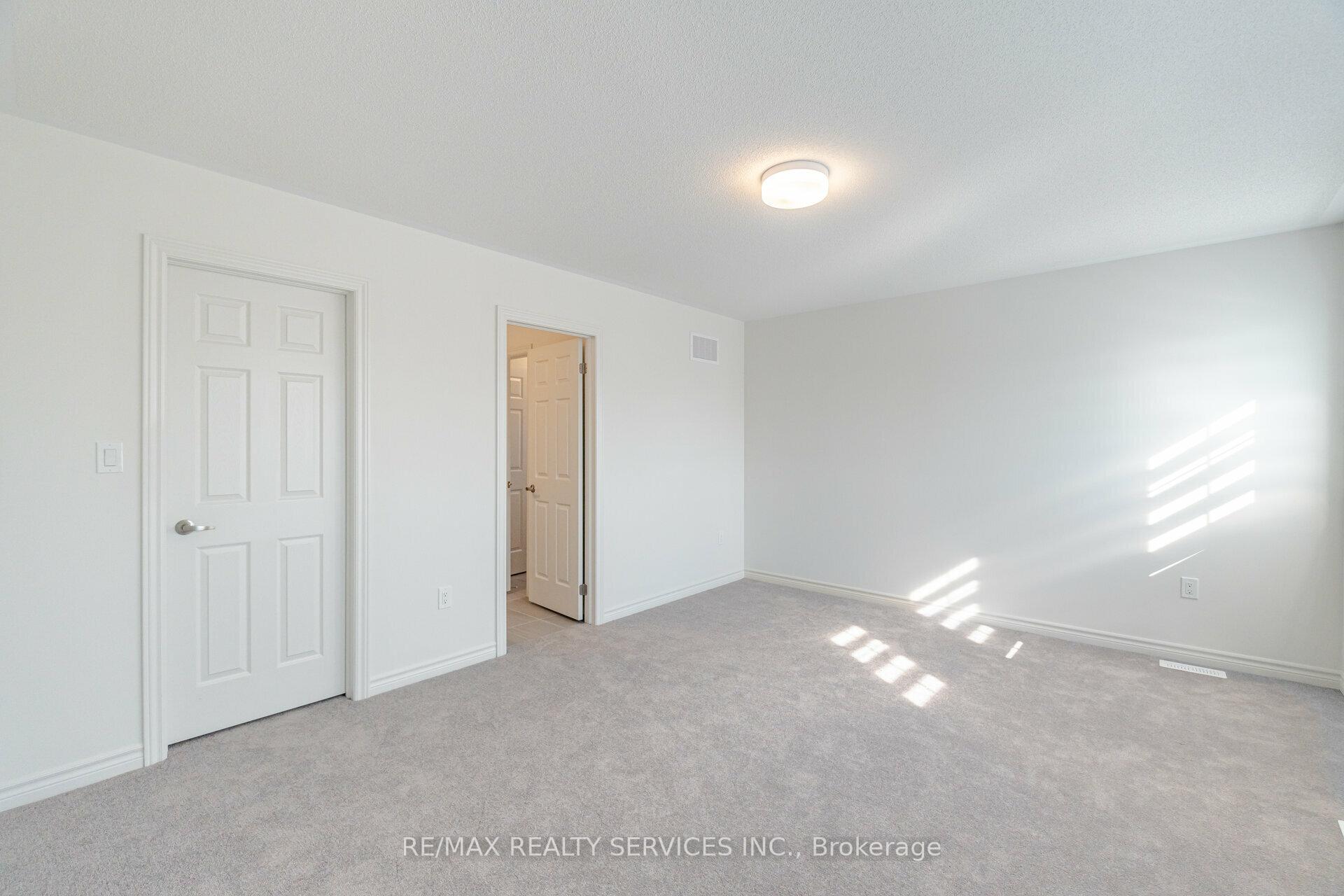 Photo 33 of 7 sandhill Crescent N, Adjala-Tosorontio, Colgan — HOMEH