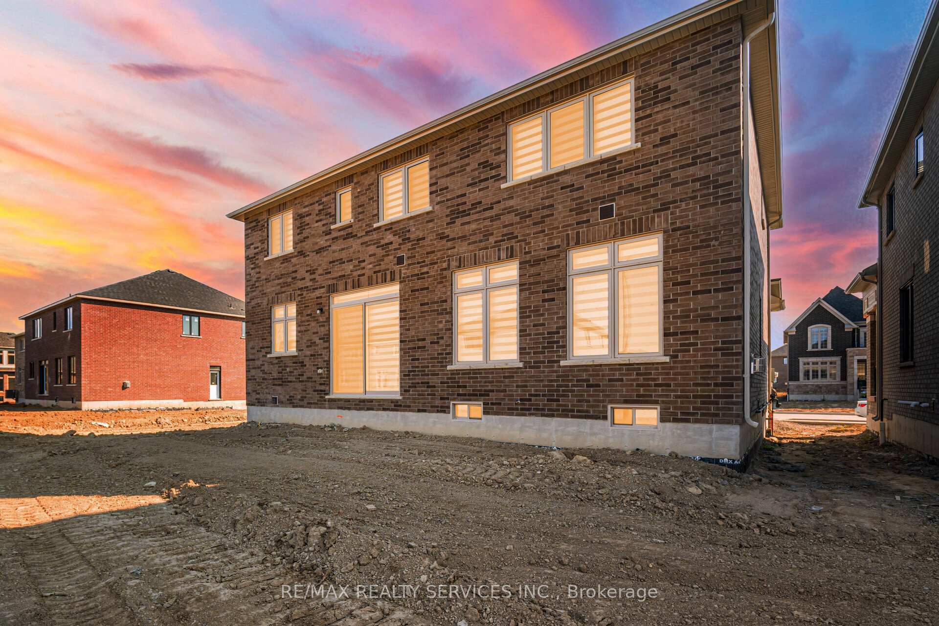 Photo 40 of 7 sandhill Crescent N, Adjala-Tosorontio, Colgan — HOMEH