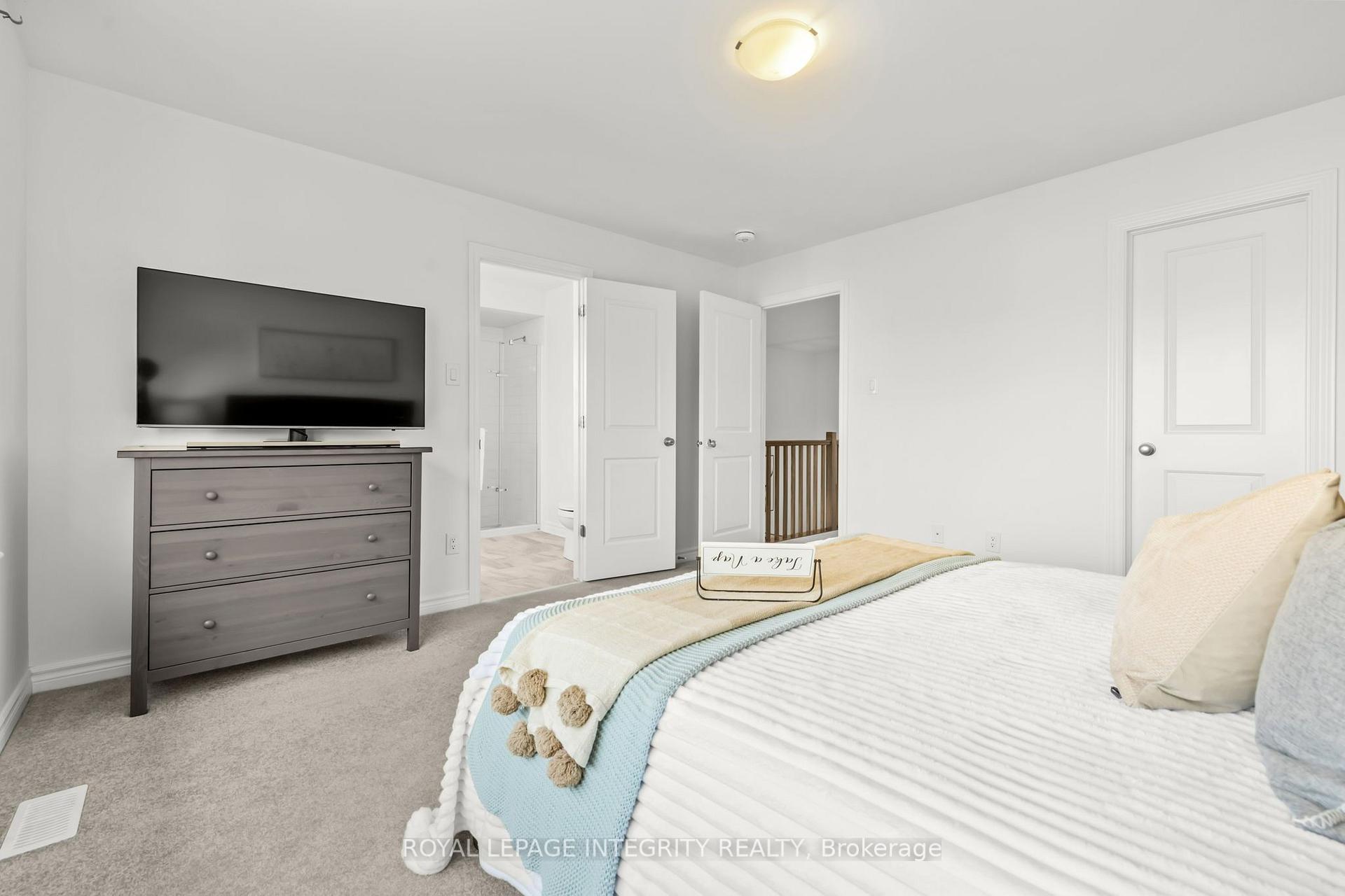 Photo 19 of 90 Palfrey Way, Ottawa, Kanata - Emerald Meadows/Trailwest — HOMEH