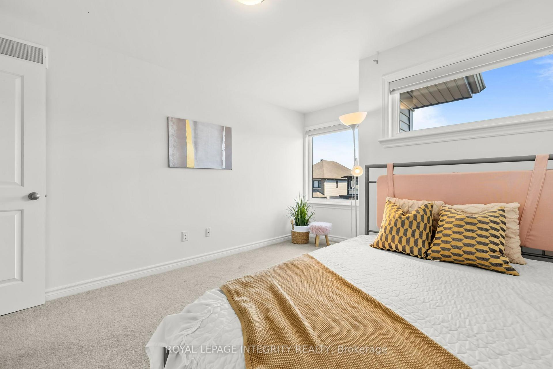 Photo 27 of 90 Palfrey Way, Ottawa, Kanata - Emerald Meadows/Trailwest — HOMEH