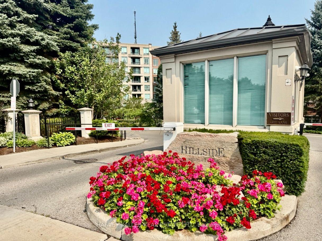 Photo 4 of Unit 115, 28 William Carson Crescent, North York, St. Andrew-Windfields — HOMEH