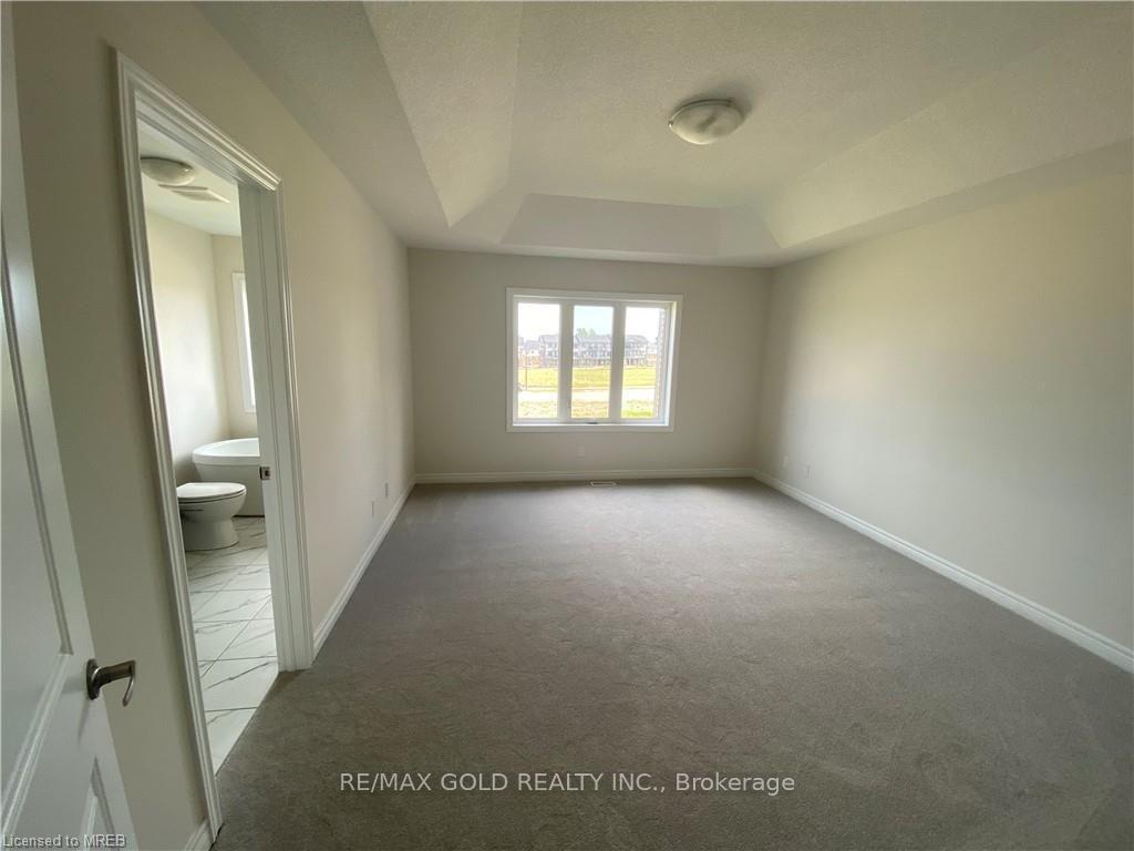 Photo 8 of 27 Stonehill Avenue, Kitchener, Huron Park — HOMEH