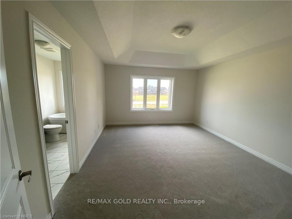 Photo 14 of 27 Stonehill Avenue, Kitchener, Huron Park — HOMEH