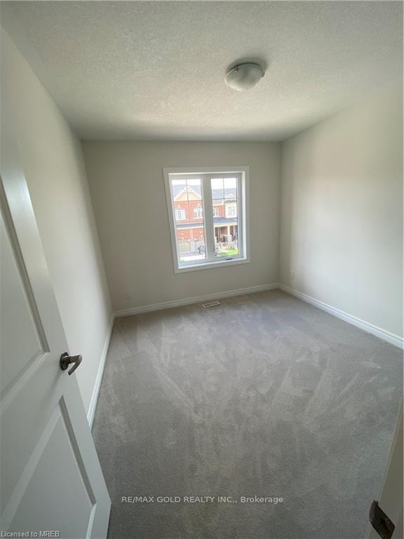 Photo 18 of 27 Stonehill Avenue, Kitchener, Huron Park — HOMEH
