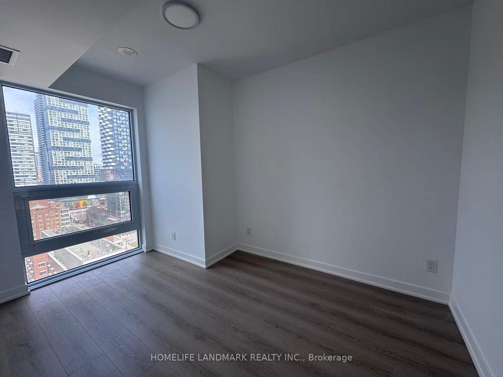 Photo 6 of Unit 3211, 100 Queen Street, Toronto, Church-Yonge Corridor — HOMEH