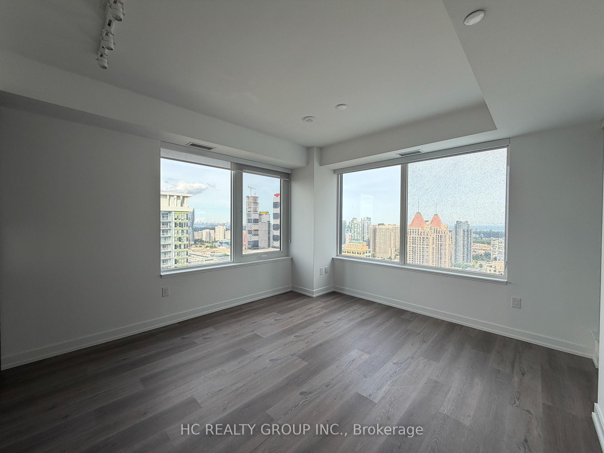 Photo 10 of Unit 3004, 395 Square One Drive, Mississauga, City Centre — HOMEH