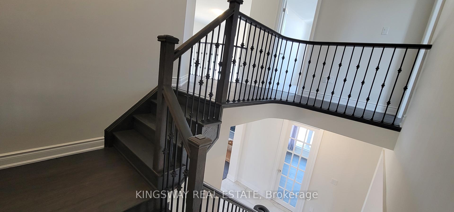Photo 4 of 167 Trail Boulevard, Springwater, Centre Vespra — HOMEH